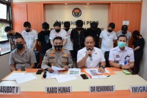 Polda Kepri Tangkap 10 Pelaku Penipuan dan Pemerasan dengan Modus Phone Sex