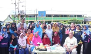 Rahma Hadiri Ulang Tahun Posyandu Lansia Mulia ke-16 di Senggarang