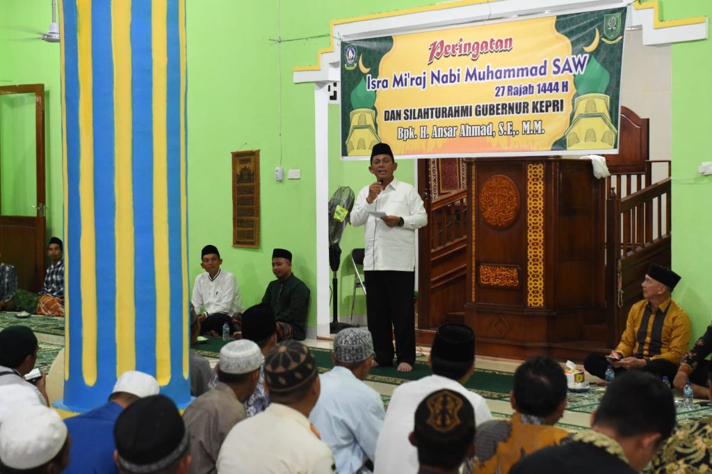 Ansar Gandeng Ust. Dery Sulaiman Lakukan Rangkaian Isra Miraj 1444 H di Natuna