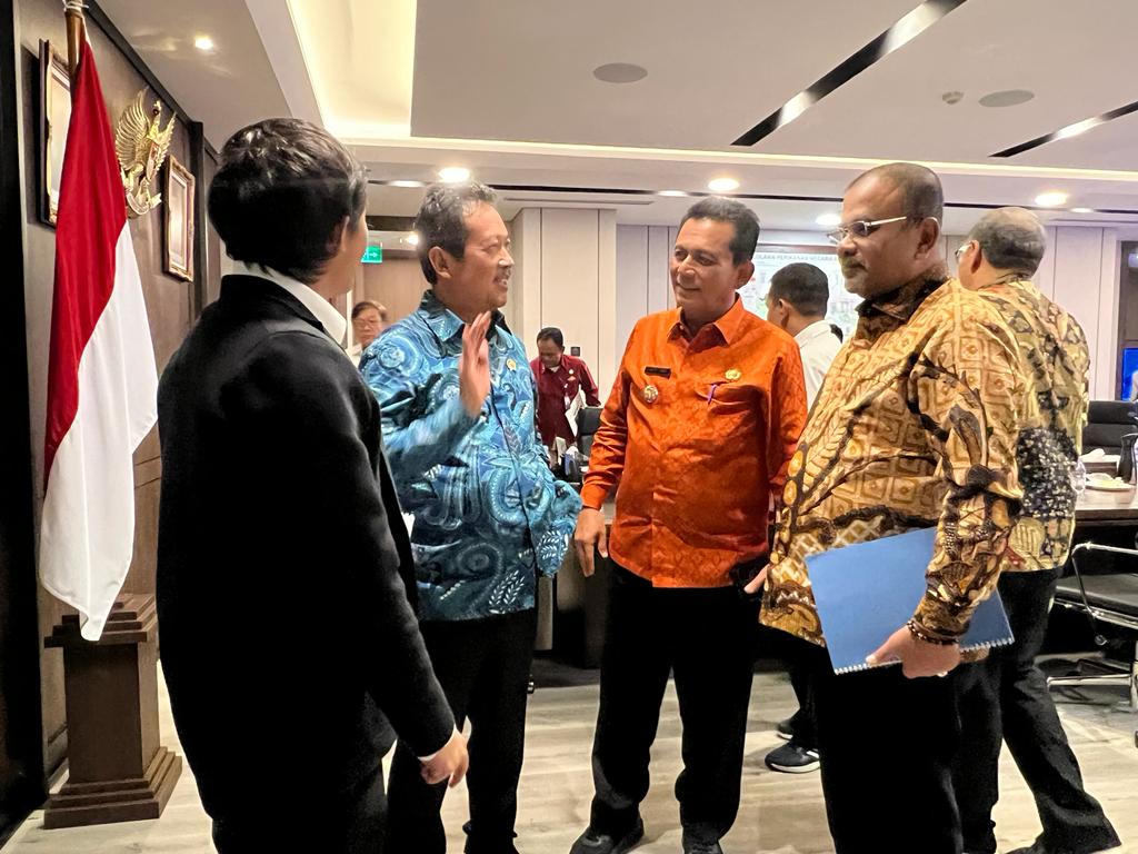 Menteri KKP Setujui Usulan Ansar Terkait Pernerbitan KKPRL Rumah Nelayan di Atas Laut