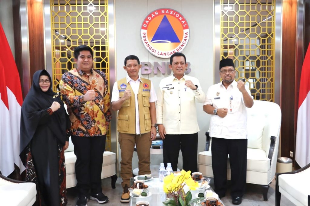 Bertemu Kepala BNPB RI, Ansar Bahas Penanganan Banjir Rob Natuna dan Bintan