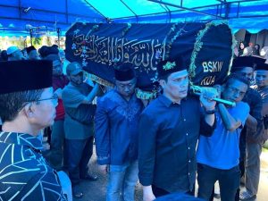 Wartawan Senior Bang Yos Meninggal, Wawako Batam Ikut Tazkiah dan Salati Jenazah Almarhum