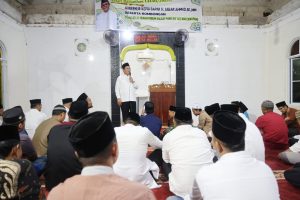 Malam ke-16, Gubernur Ansar Safari Ramadhan di Masjid Al Hijrah Sekupang Batam