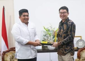 Roby Terima Kunjungan Silahturahmi Konsulat Jenderal Singapura
