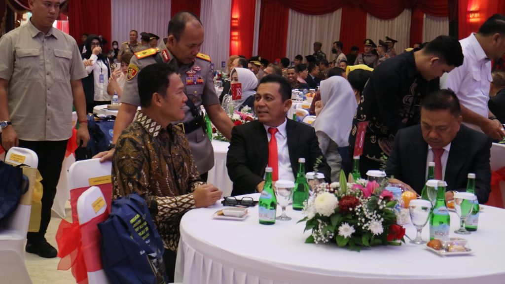 Ansar Hadiri Pengukuhan Komjen Petrus Golose Sebagai Guru Besar STIK