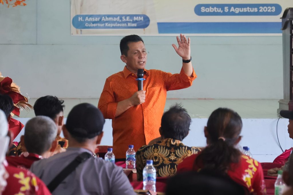 Bertemu Perangkat Desa se-Bintan, Ansar Ingin Pastikan Program Kerja Berjalan Baik