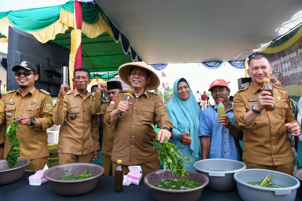 Ansar Salurkan Bantuan Pertanian di Desa Semedang Natuna