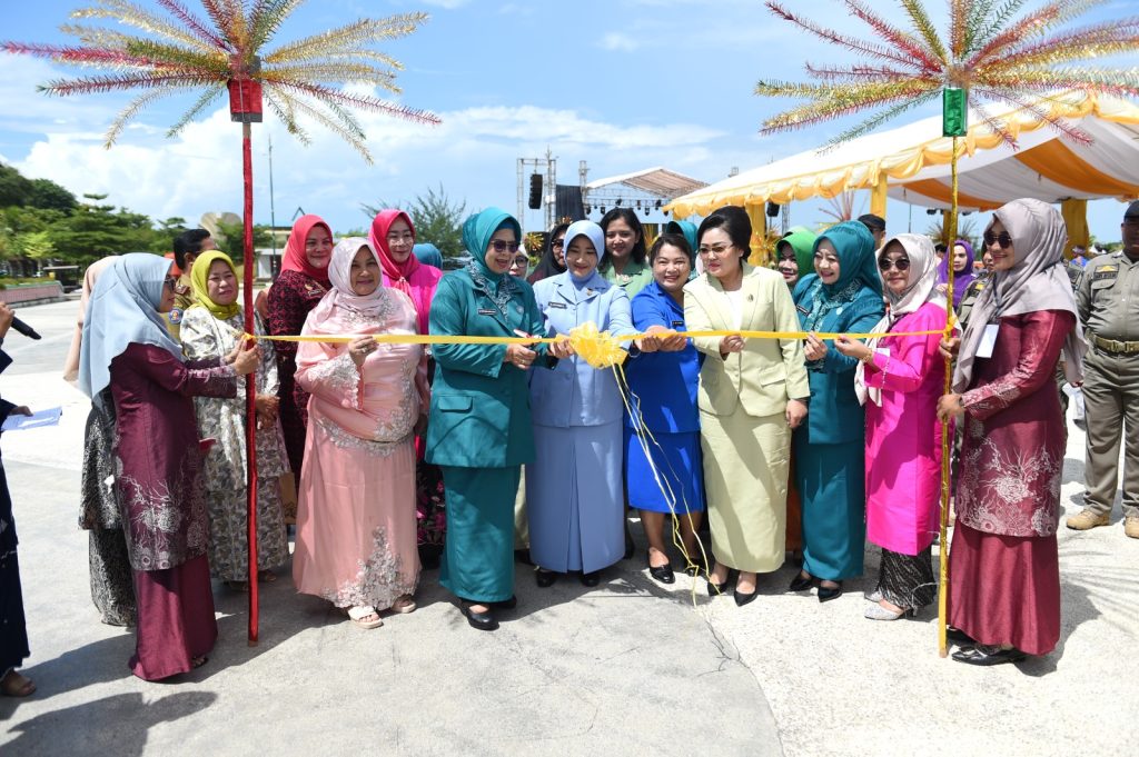 Buka Pameran dan Bazar Kuliner PKD Kepri, Dewi Ansar: Upaya Lestarikan Budaya Melayu