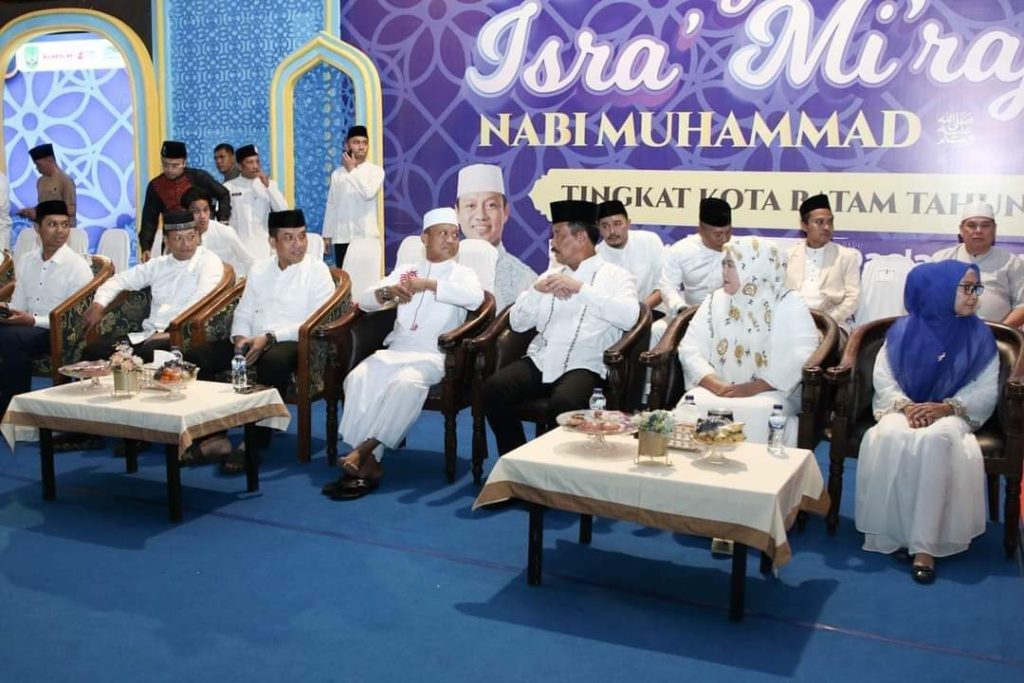 Rudi Hadiri Peringatan Isra Mikraj, Ajak Warga Teladani Akhlak Nabi Muhammad