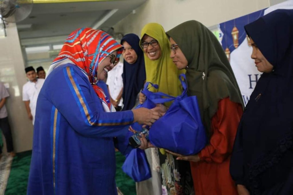 Marlin Tutup Safari di Masjid At Thoriq Tanjungpiayu, Ajak Warga Terus Berbagi