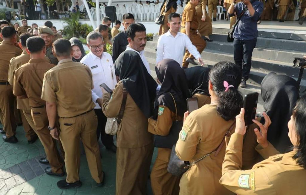 Jefridin Apresiasi Pegawai yang Komitmen dalam Pelayan Publik