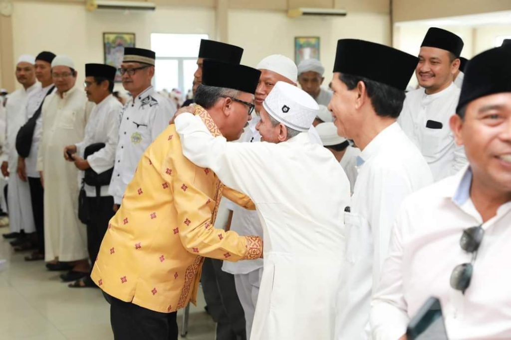 Jefridin Buka Manasik Haji Kota Batam 2024: Jamaah Haji Khusus Dapat Uang Saku Rp 1 Juta dari Wali Kota