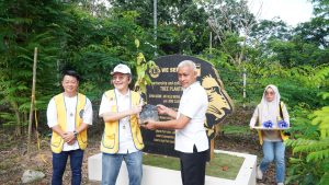 BP Batam – Lions Club Indonesia Kolaborasi Hijaukan Waduk Sei Ladi