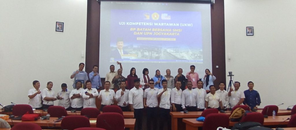 13 Wartawan Dinyatakan Kompeten UKW BP Batam – SMSI Kepri