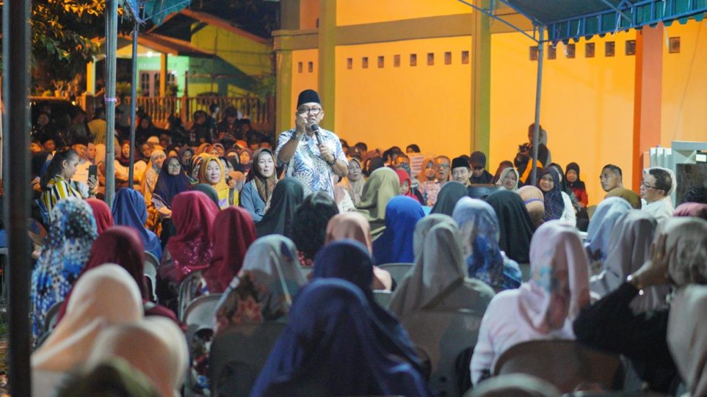 Sambut Harapan Baru Bersama Lis-Raja, Ibu Lansia Ini Rela Tinggalkan Warung Gorengan