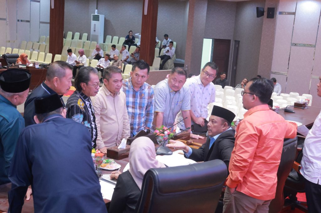 DPRD Kepri Resmi Bentuk Pimpinan dan Alat Kelengkapan Dewan Periode 2024-2029