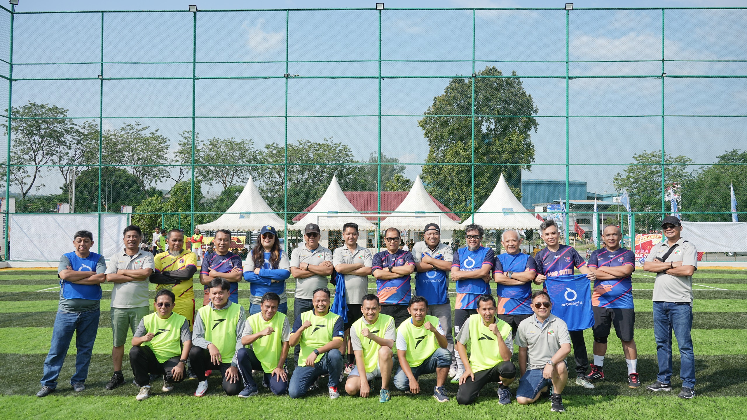 BP Batam Resmikan Lapangan Mini Soccer Berstandar FIFA di Sekupang