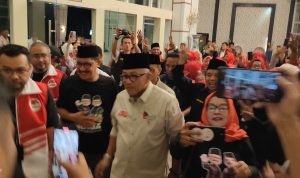 Tiba di Lokasi Debat, Lis-Raja Disambut “Semangat Berbenah” Ratusan Relawan