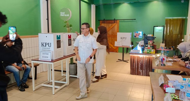 Raja Ariza yang Pertama Nyoblos di TPS 15: Hujan Berkah Kemenangan Lis-Raja