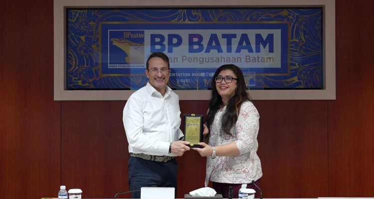 Investor Italia Tertarik Potensi Investasi di Batam
