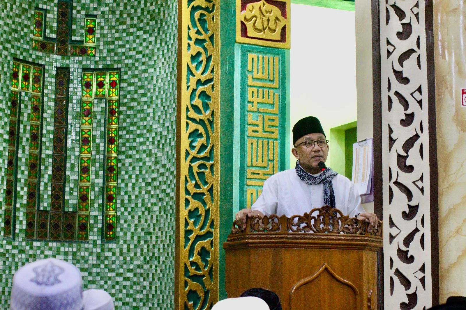 Wali Kota Lis dan Wawako Raja Ariza Safari Ramadan Perdana di Masjid Nurul Iman