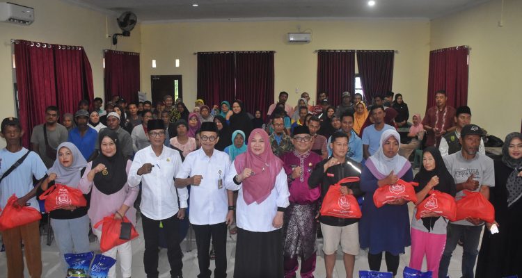 Pemko Tanjungpinang Salurkan 1.190 Paket Sembako untuk Keluarga PKM Hadapi Lebaran