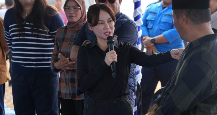 Li Calaudia Dampingi Menteri Transmigrasi Kunker Hari Kedua di Kawasan Rempang