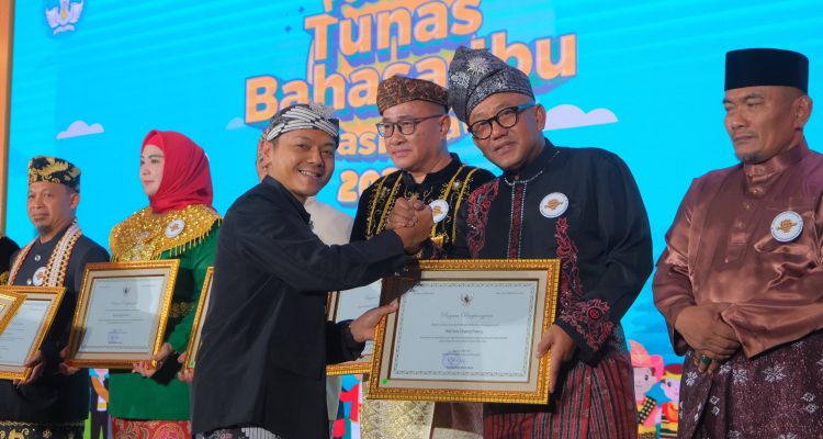 Tanjungpinang Raih Penghargaan Nasional atas Dedikasi Melestarikan Bahasa Melayu