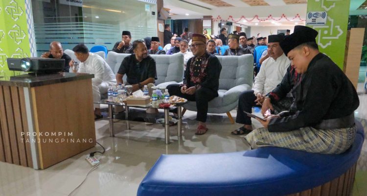 Wali Kota Tanjungpinang Gelar Nobar Timnas Indonesia vs China di Gedung MPP