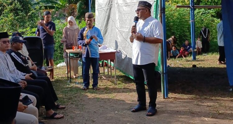 Lis Serahkan dan Sembelih Sapi Kurban Presiden Prabowo, Bentuk Kepedulian untuk Warga Tanjungpinang