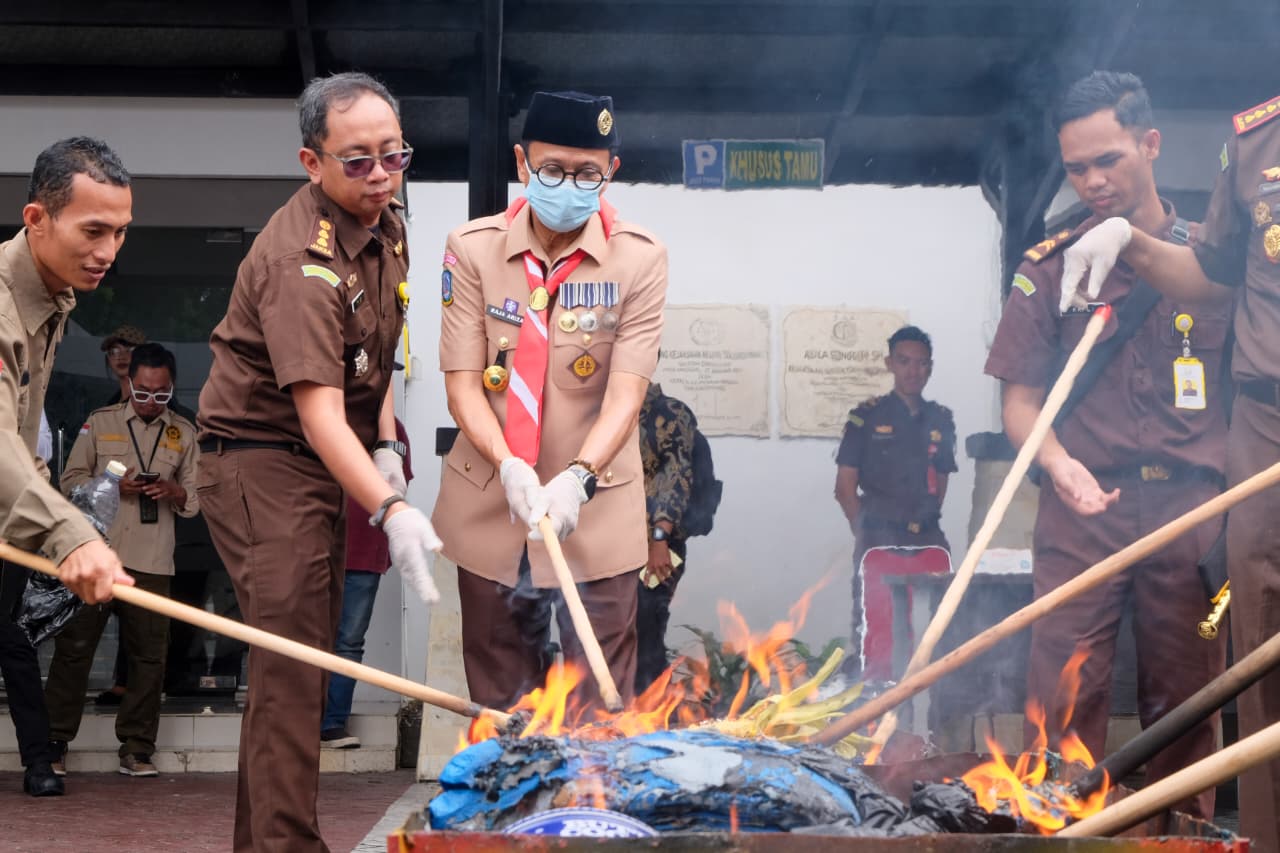 Pemusnahan Narkotika di Tanjungpinang, Wawako: Selamatkan Generasi Muda
