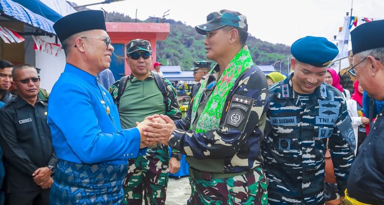 Malam Hangat Penyambutan Pangkogabwilhan I di Lanal Tarempa