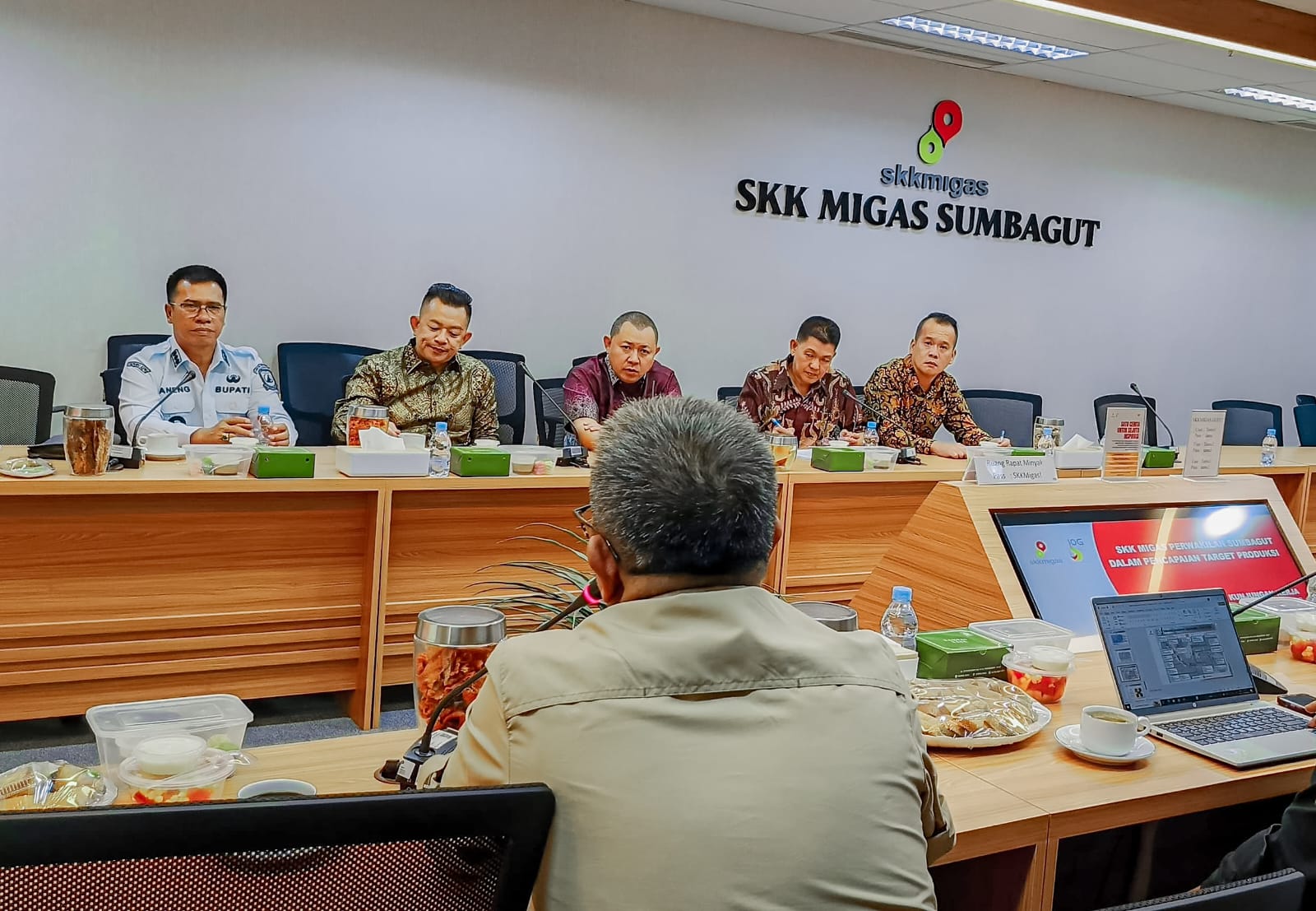 Bupati Anambas Dorong SKK Migas Percepat Pembangunan Shorebase
