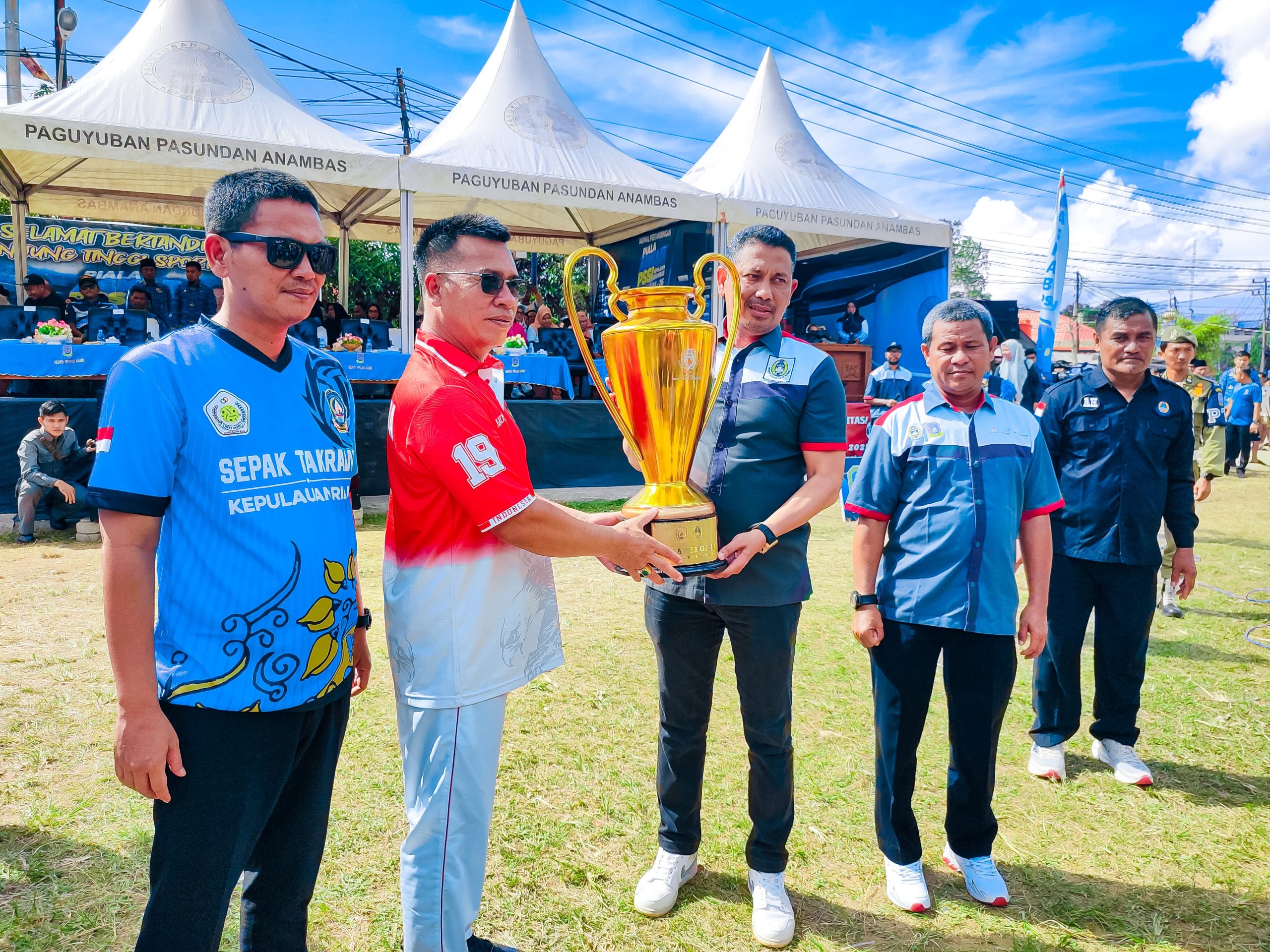 Bupati Anambas Resmi Buka Turnamen Sepak Bola Piala Askab PSSI 2025