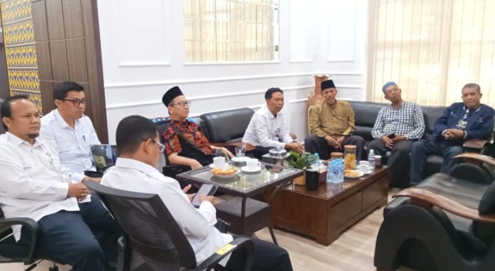 Tidak Transparan-Cacat Hukum, FPI Kepri Desak Gubernur Batalkan Lelang Gurindam 12 Tidak Transparan-Cacat Hukum, FPI Kepri Desak Gubernur Batalkan Lelang Gurindam 12