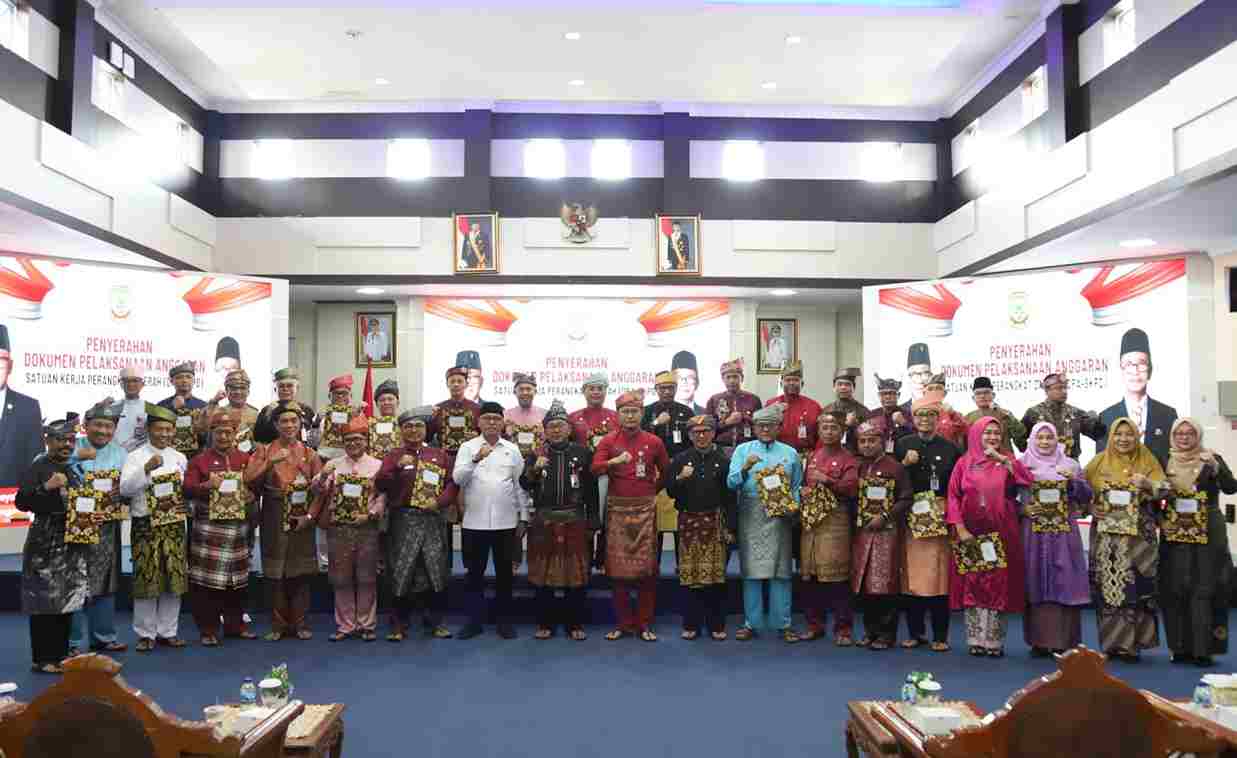 Serahkan DPA-SKPD Tanjungpinang 2026, Lis: Kerja Harus Tepat Waktu dan Akuntabel