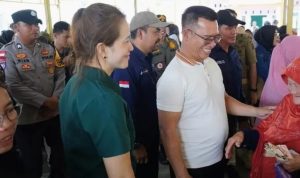 Pemkab Anambas Gelar Pasar Pangan Murah di Jemaja Timur Pemkab Anambas Gelar Pasar Pangan Murah di Jemaja Timur