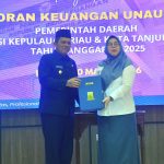 Ansar Serahkan Laporan Keuangan Unaudited 2025 ke BPK Kepri