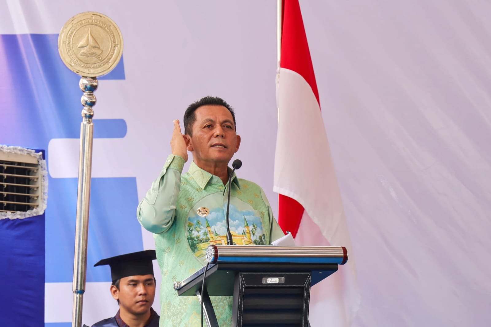 Gubernur Kepri ke Lulusan UMRAH: Harus Siap Hadapi Era Society 5.0