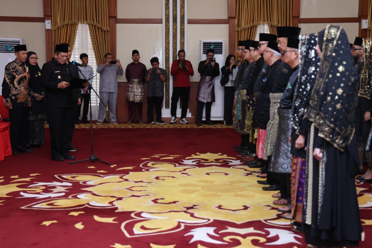 Gubernur Ansar Lantik Dewan Kebudayaan Kepri Periode 2026-2031