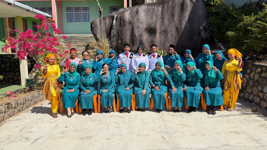 TP-PKK Anambas Hadiri Hardiknas 2026 di Desa Nyamuk, Dorong Peran Keluarga dalam Pendidikan