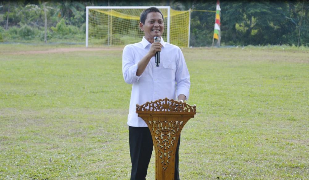 Meriah! Wabup Anambas Buka Turnamen Sepak Bola HUT Karang Taruna Bima Sakti Desa Putik