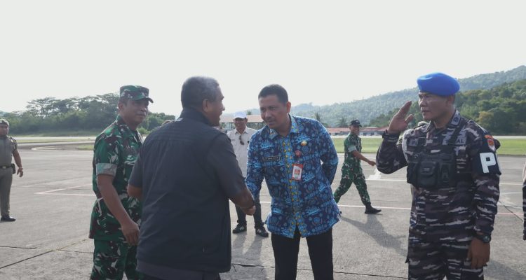 Sekda Anambas Sambut Waas Intel I, TMMD Perkuat Kemanunggalan TNI dan Rakyat di Desa Mubur