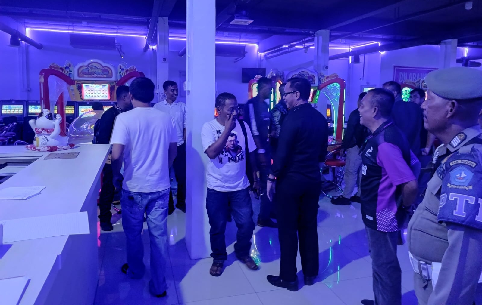 Ibu-Ibu di Kijang Minta Pemkab Bintan Tolak Izin Gelper KGZ