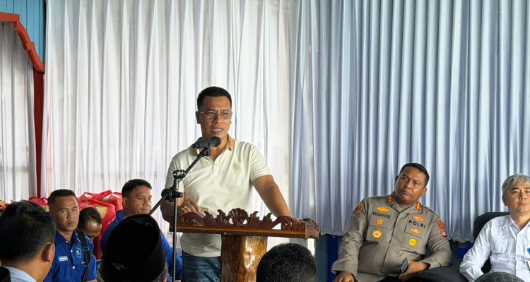 Bupati Anambas-Kapolda Kepri Gelar Jum’at Curhat di Jemaja, Sinergi  Kamtibmas dan Dukung Generasi Muda