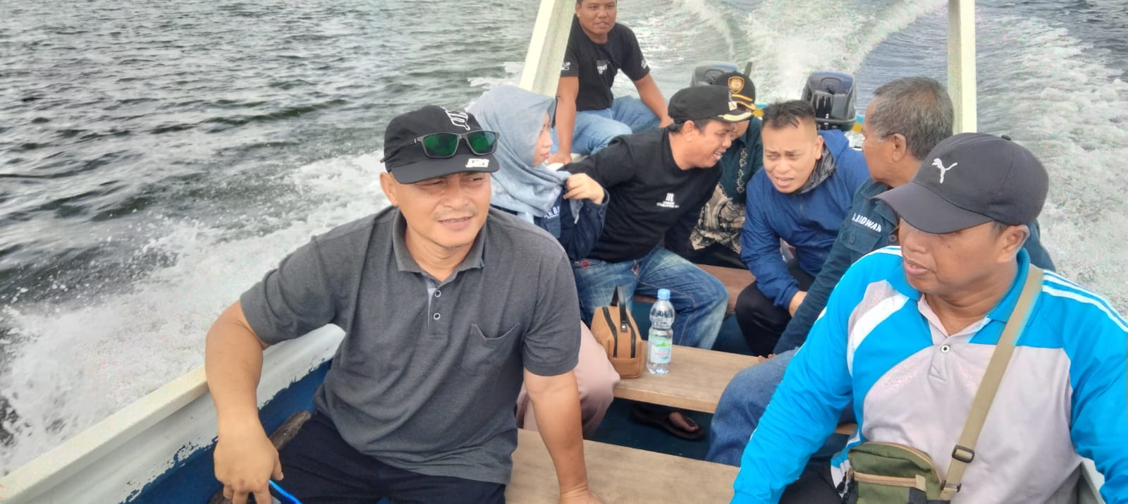 Bupati Lingga Gandeng PT Kebula Kembangkan Budi Daya Rumput Laut di Desa Limbung