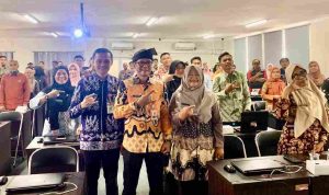 Soroti Banyaknya Aplikasi Pemerintah, Teguh: Masyarakat Butuh Kemudahan dan Kepastian Layanan Soroti Banyaknya Aplikasi Pemerintah, Teguh: Masyarakat Butuh Kemudahan dan Kepastian Layanan