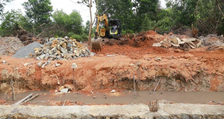 Atasi Banjir di Bintan Timur, Pemprov Kepri Lanjutkan Pembangunan Kanal Banjir di Kampung Purwodadi