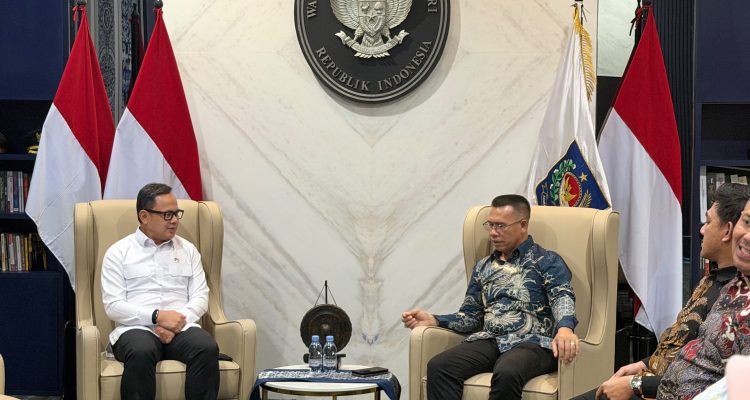 Bupati Aneng Temui Wamendagri, Bahas Penguatan Fiskal dan Percepatan Pembangunan Anambas