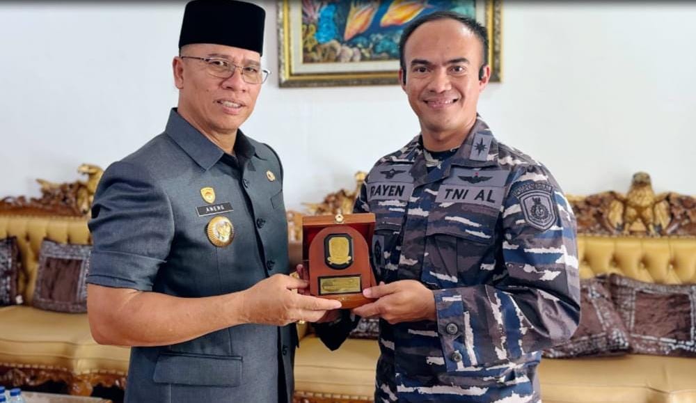 Bupati Anambas Terima Silaturahmi Danlanudal Matak, Bahas Sinergi dan Penguatan Keamanan Wilayah